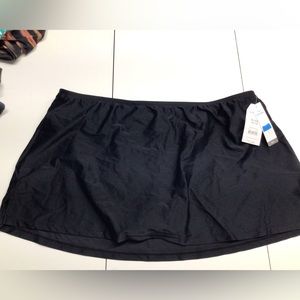 XL 16-18 swim skirt Time & true NWT Bottom only